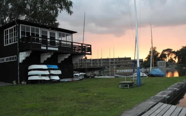 V Jachtklubu