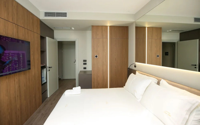 Charm Hotel