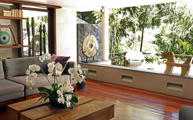The Purist Villas & Spa