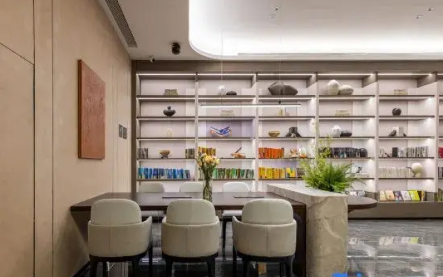 Atour Hotel Beijing Happy Valley Scenic Area Subway Station