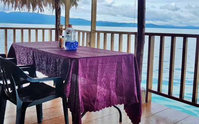 San Blas Private Over-the-Water Cabin