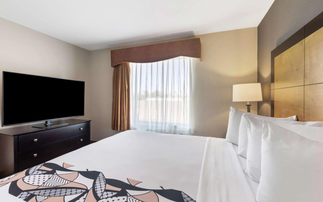 Best Western Inn & Suites - Midway Airport