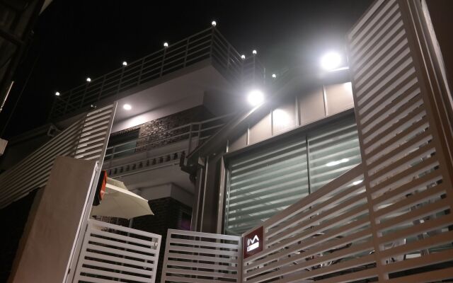 P.S. Guesthouse Itaewon - Hostel вид на фасад