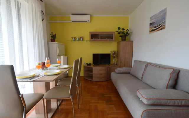 Apartment Biserka