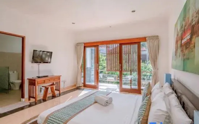 Villa Alleira - 5 Bedroom Villa in Centre Location of Seminyak