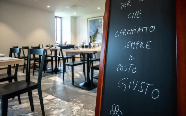 Bigatt Hotel & Restaurant