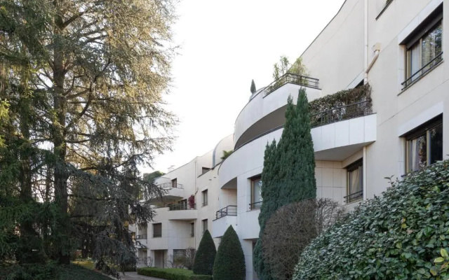 L'HAUTERIVE - Magnifique T3 piscine tennis Caluire