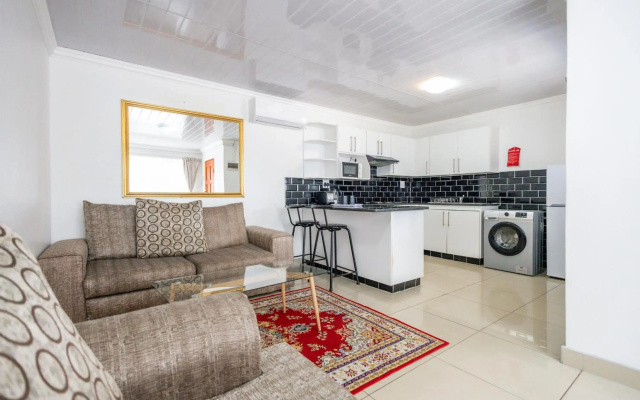 Safi Neat Apartment 9