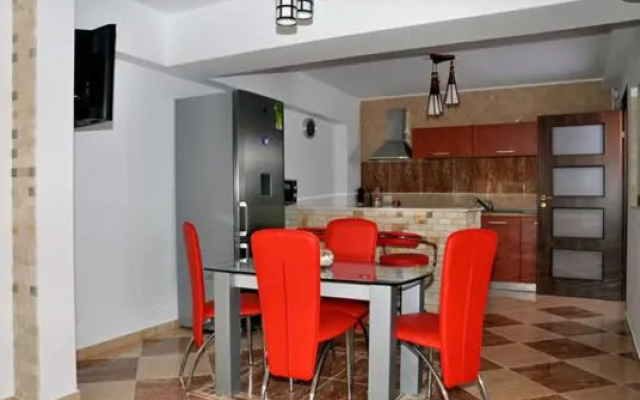 Ap. 64 Linda Residence