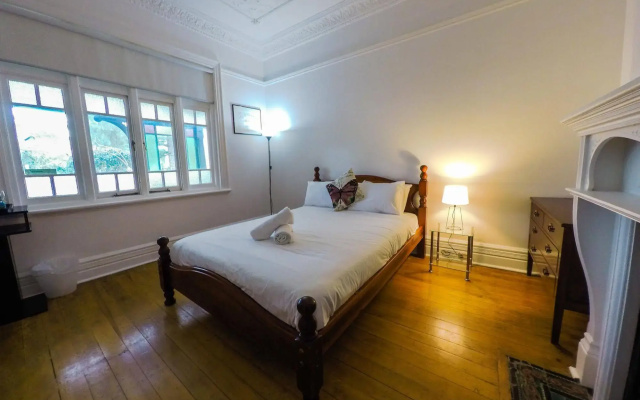 Manly Oceanside Accommodation