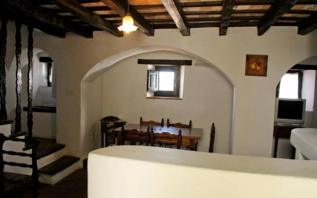 Tugasa Casas Castillo de Castellar