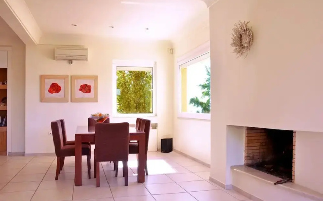 Seaview Villa with pool, Spa tub and Barbecue