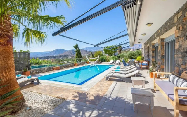 Villa Friends With Private Pool