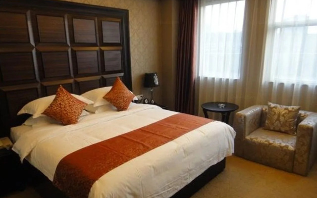 HuaFu Aparthotel