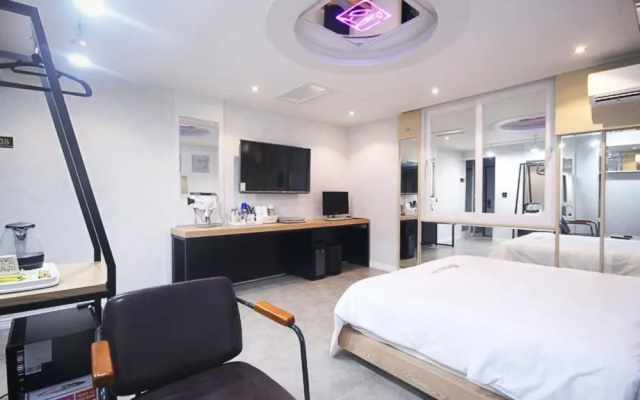 Jungheung-Dong Hotel in Gwangju