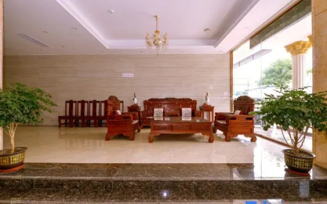 Tanggong Hotel