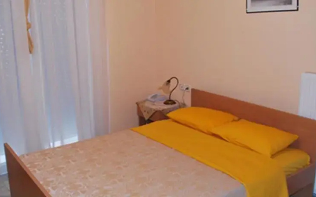 Tsoutsas Guesthouse