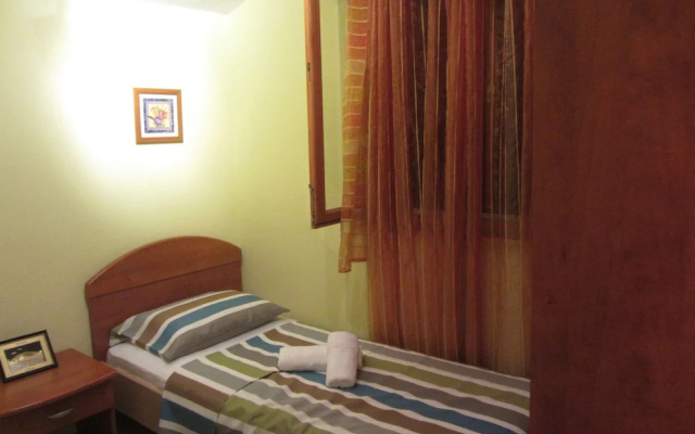 Apartment Maestral