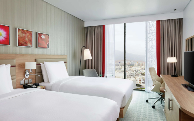 Отель Hilton Garden Inn Muscat Al Khuwair
