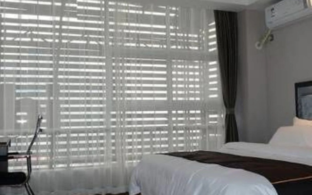 Dongyi Litian Business Hotel