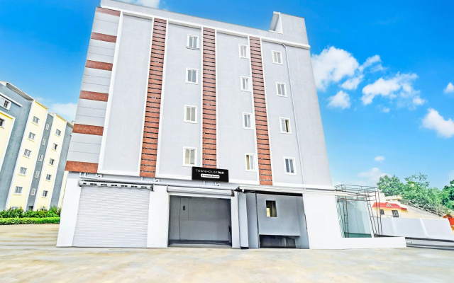 Suiteftl Kompally Property
