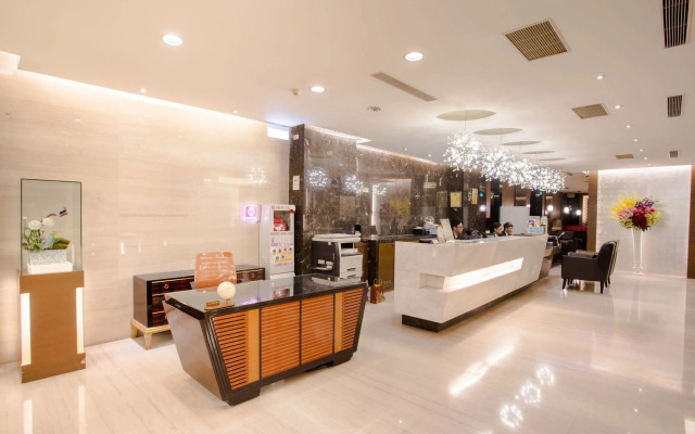 Mou Hotel Debao