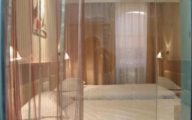 Yidianyuan Hotel