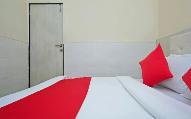 K F Residency by OYO Rooms