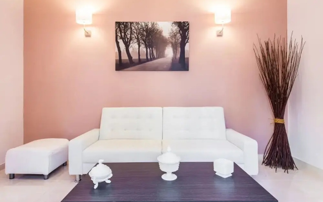 Bright apartment with 2 bedrooms