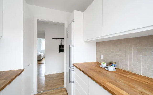 Great 2-bed in Frederiksberg w Balcony - 203