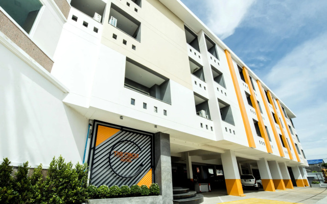 The Circle Hotel