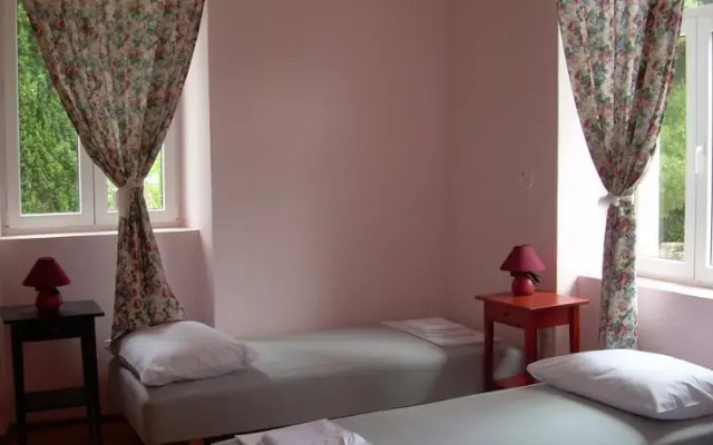Phara Hostel