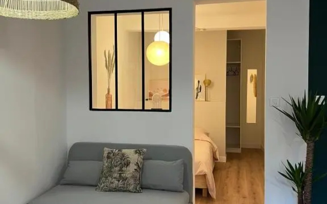 Bright T2 Of 34 M Renovated In The Downtown