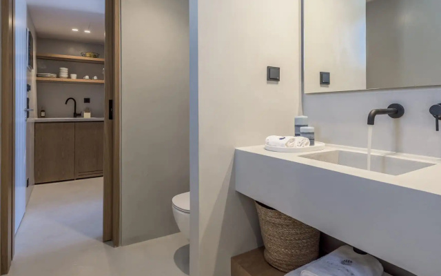 Ariadne Suites