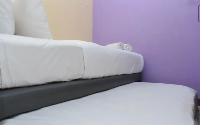 Comfort And Homey 2Br At Green Pramuka City Apartment
