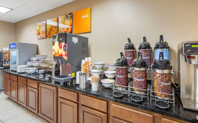 MainStay Suites