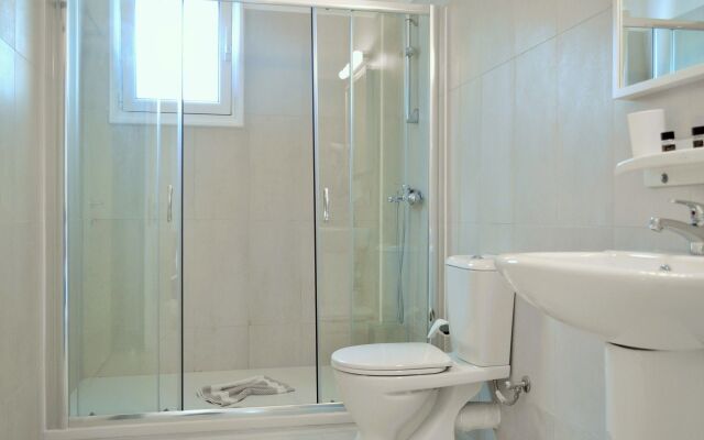 Отель Folies Corfu Hotel Apartments Греция, Корфу - отзывы, цены и фото номеров - забронировать отель Folies Corfu Hotel Apartments онлайн