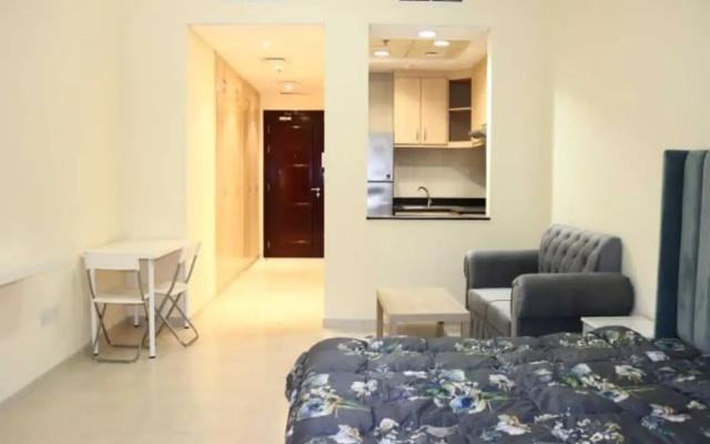 Stunning Family Friendly Studio Close To Dubai Hub