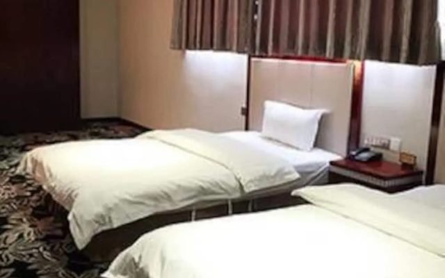 Longxiang Hotel