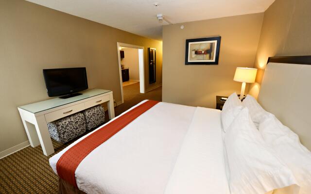 Holiday Inn Hotel & Suites Boston - Peabody by IHG