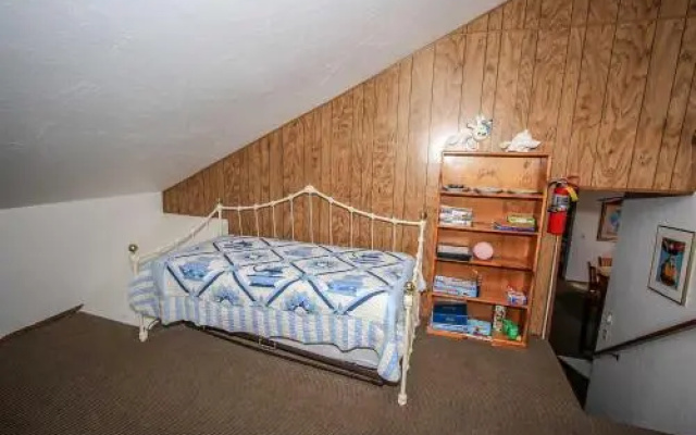 Colbert Cabin #966