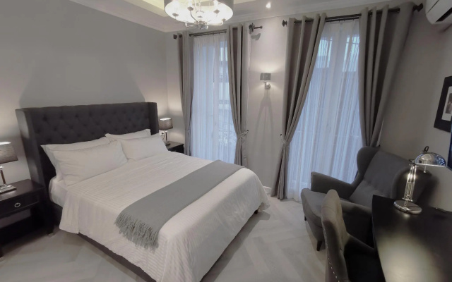 Double Bed Hotel