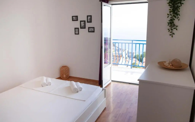 Apartment Iris