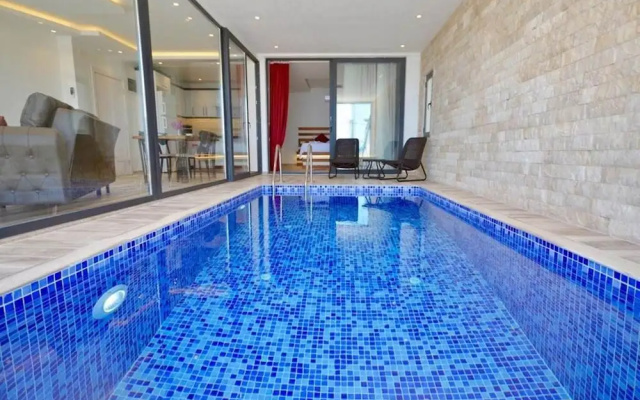 Villa Aura