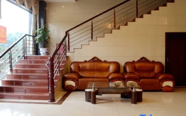 Xianglong Business Hotel