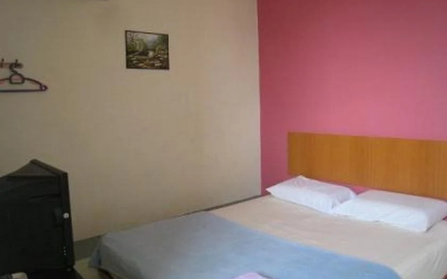 Budget Comfort Hostel