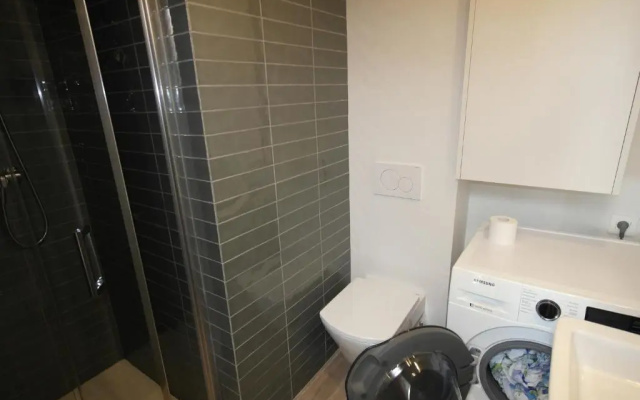 AR28-2, Bonito apartamento en primera línea