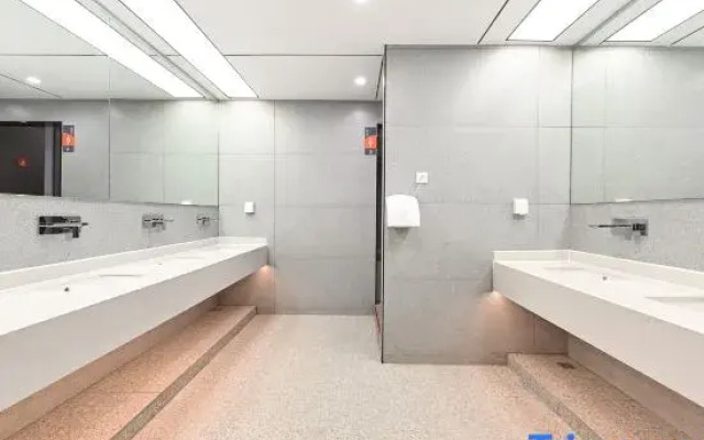 Zhuxiaoding Hotel (Beijing Fengtai Railway Station Niwa Subway Station Branch)