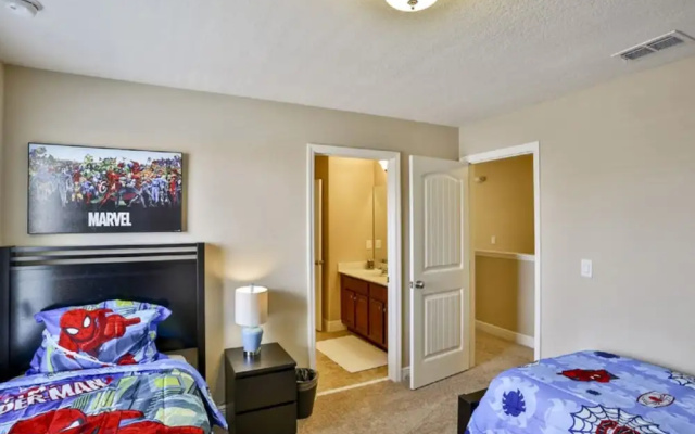 Solterra Six-bedroom
