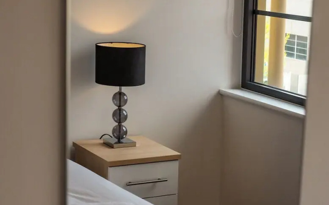 SA Today Apartments Farnborough with Fibre Wi-Fi & Netflix